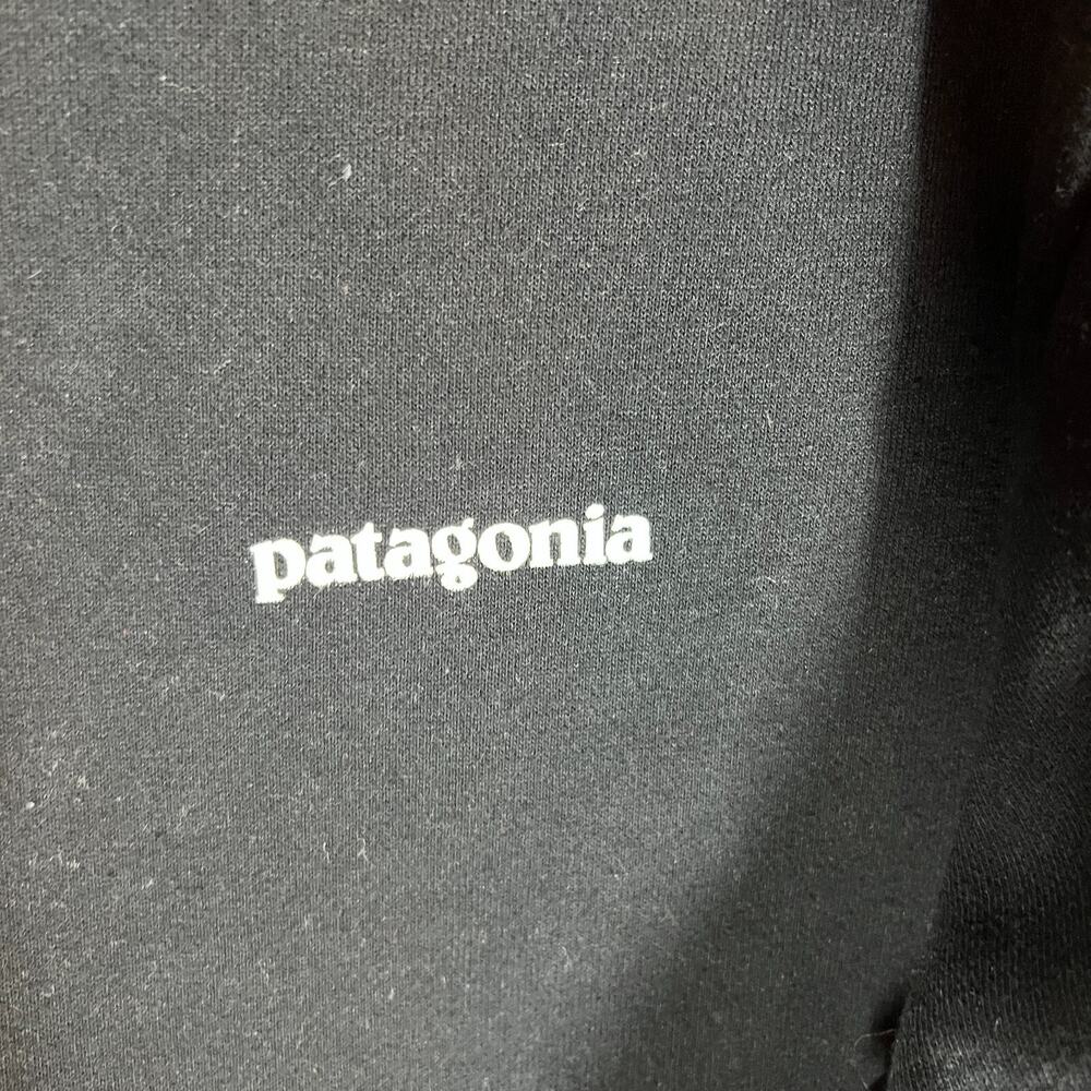 Patagonia Black Crew Sweatshirt with Chest Logo - Picture 5 of 9